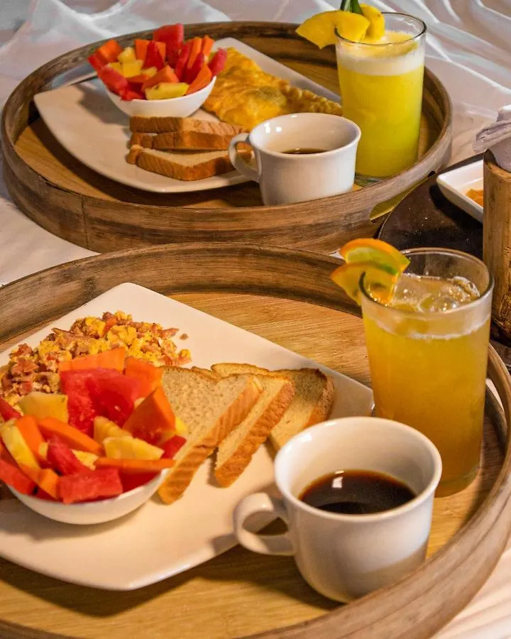 Nena Beach Club & Hotel Pendales كولومبيا