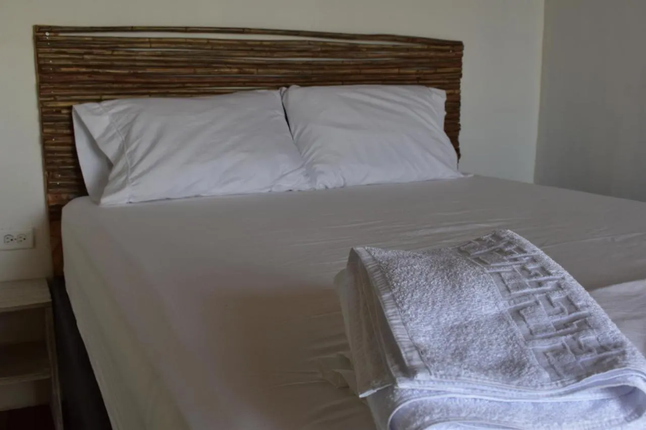 Nena Beach Club & Hotel Pendales
