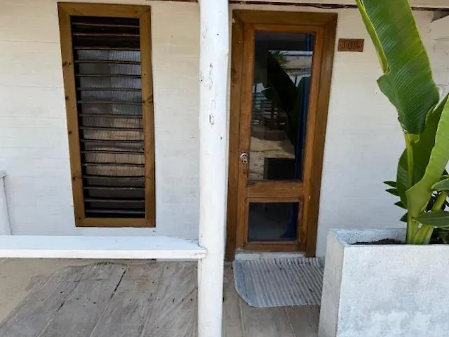 ***  Nena Beach Club & Hotel Pendales Colombia